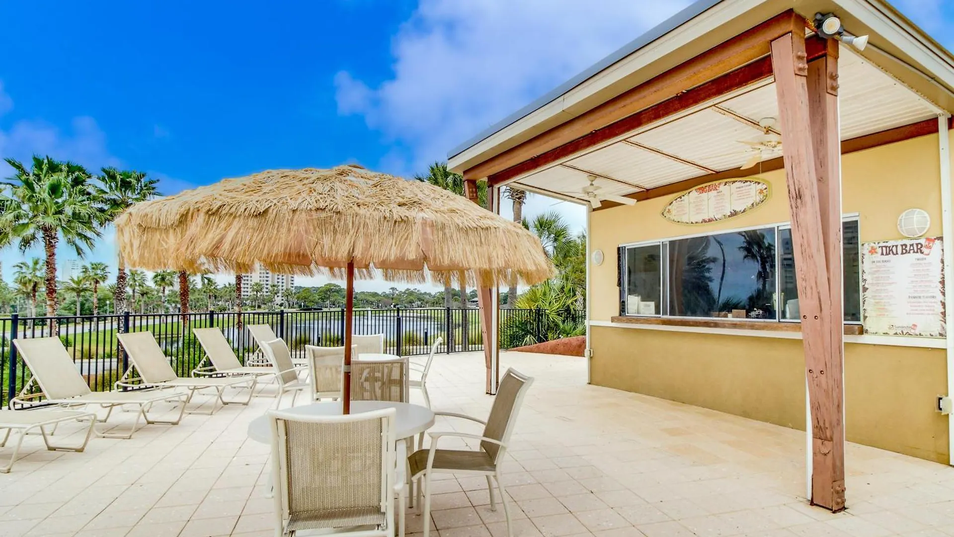 Luau Condos V 德斯廷 公寓